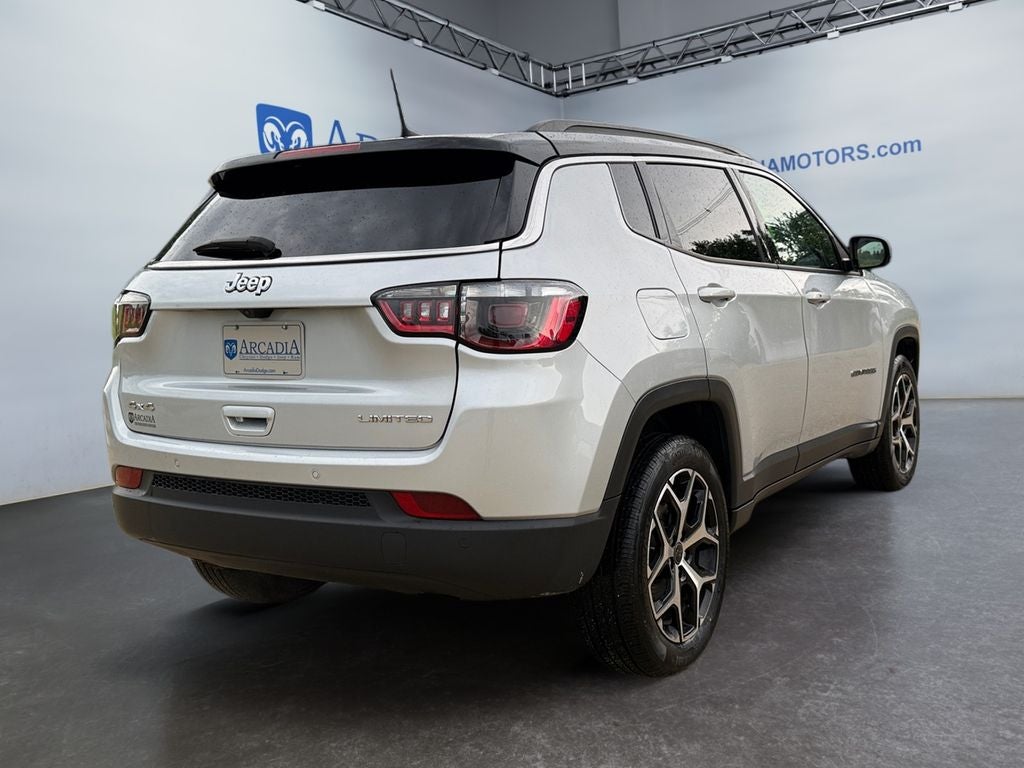 2025 Jeep Compass — detail view
